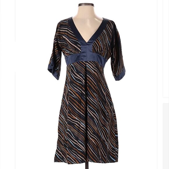 Laundry By Shelli Segal Silk Striped V-Neck Dress Size 4 - Picture 1 of 3